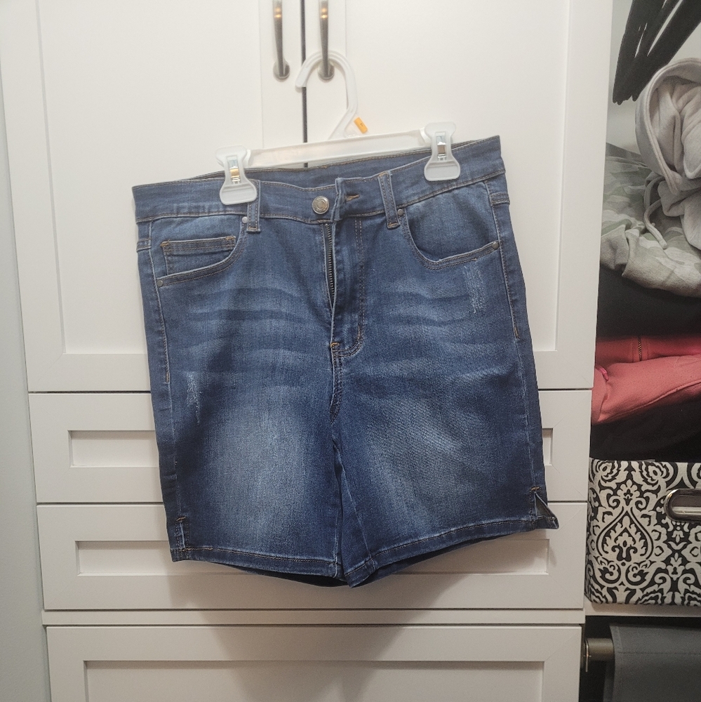 Grace and Lace Bermuda Shorts Size 10